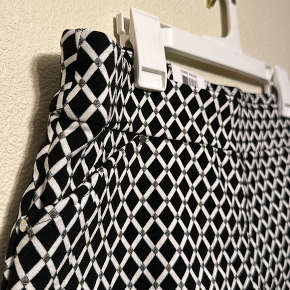 Core Shorts, INC International Concepts deep black size 8 - Picture 7 of 8